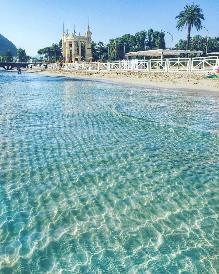 Casa Vacanza Peppino! Palermo Luaran gambar