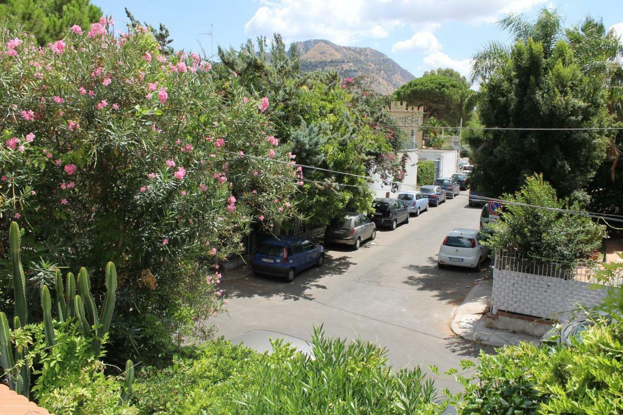 Casa Vacanza Peppino! Palermo Luaran gambar