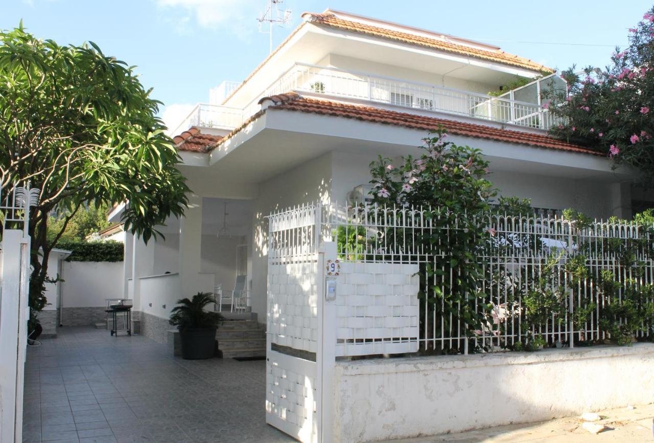 Casa Vacanza Peppino! Palermo Luaran gambar