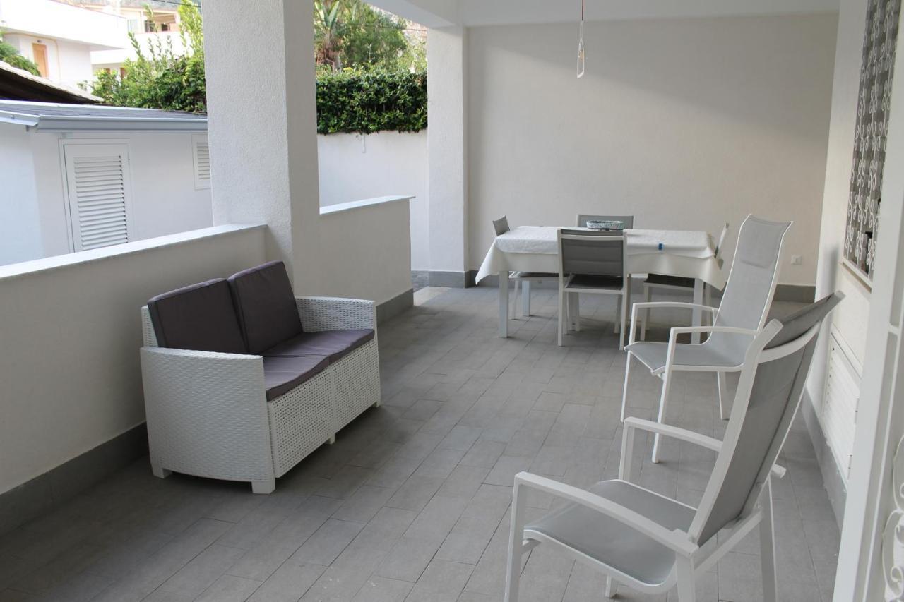 Casa Vacanza Peppino! Palermo Luaran gambar